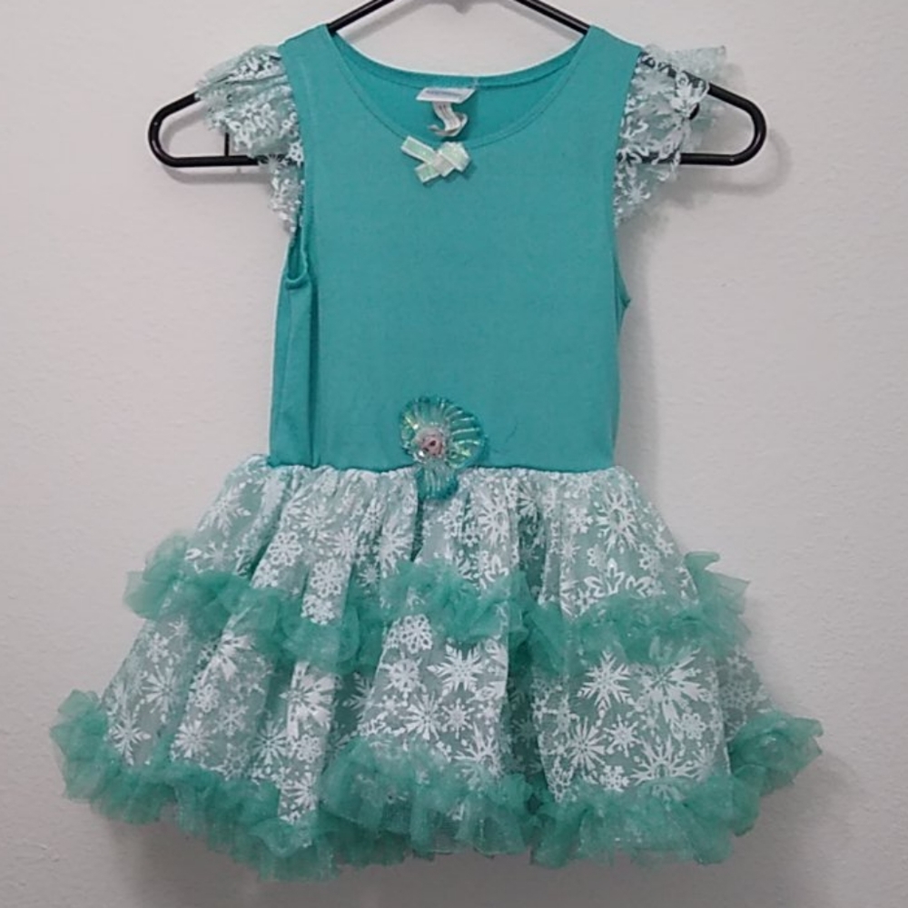Girls dress
